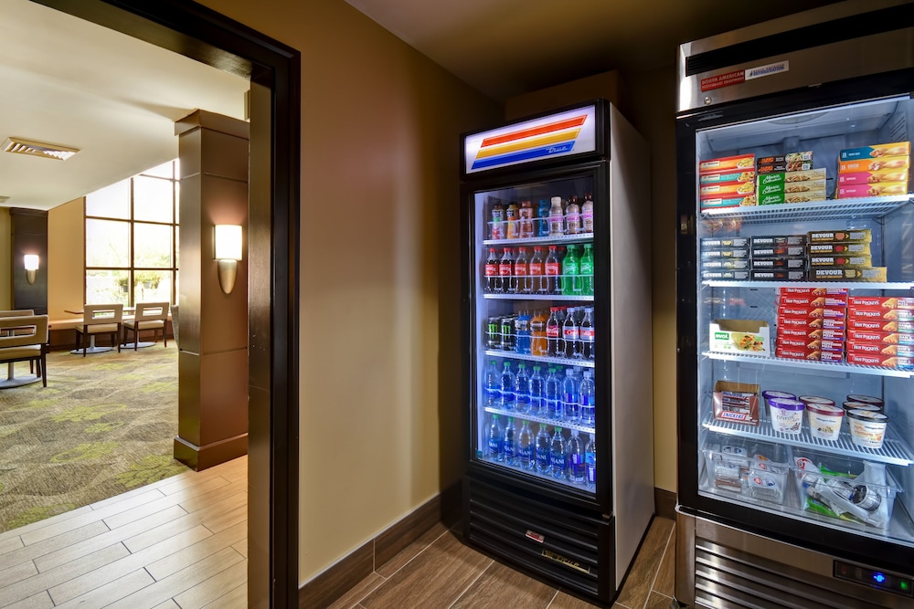 staybridge suites grand rapids kentwood by ihg