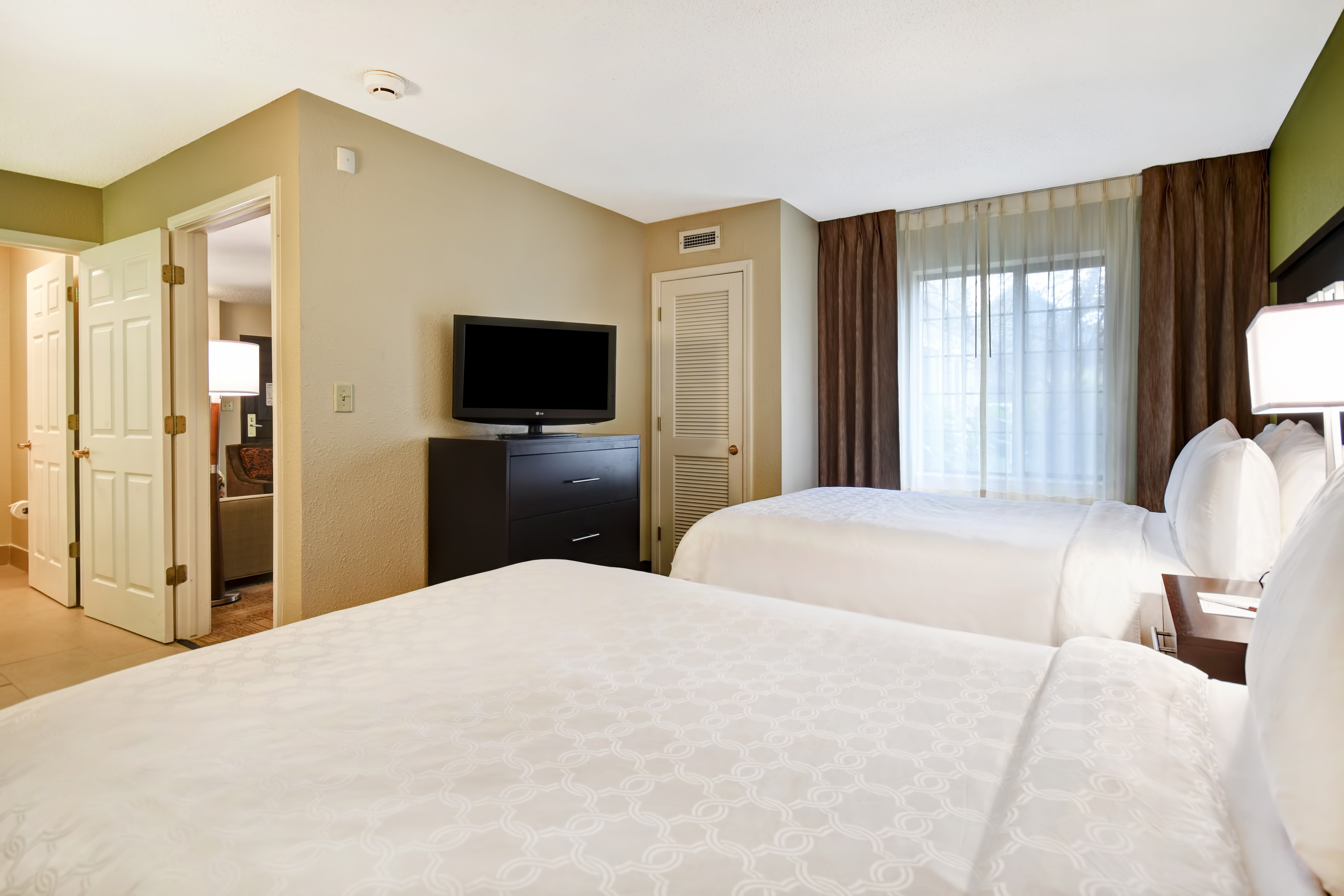 staybridge suites grand rapids kentwood by ihg