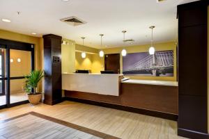 staybridge suites grand rapids kentwood by ihg