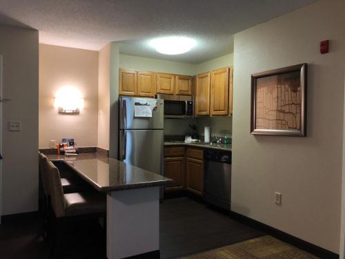 staybridge suites grand rapids kentwood by ihg