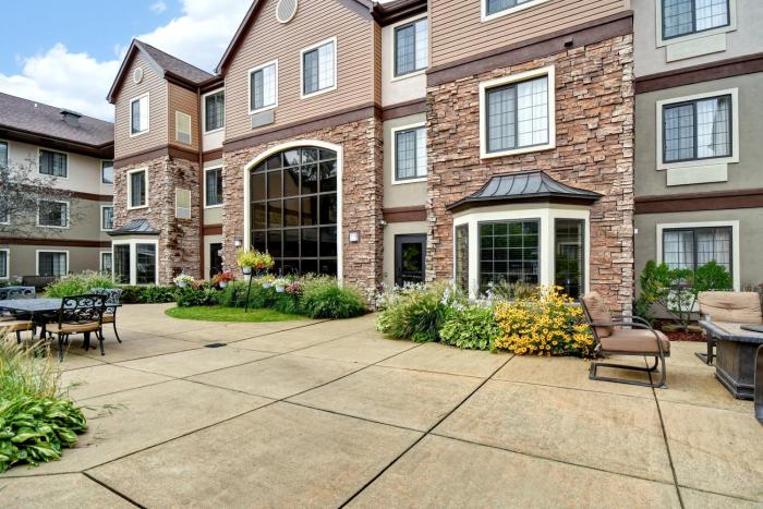staybridge suites grand rapids kentwood by ihg