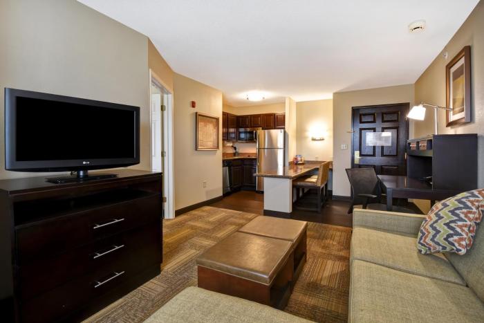 staybridge suites grand rapids kentwood by ihg