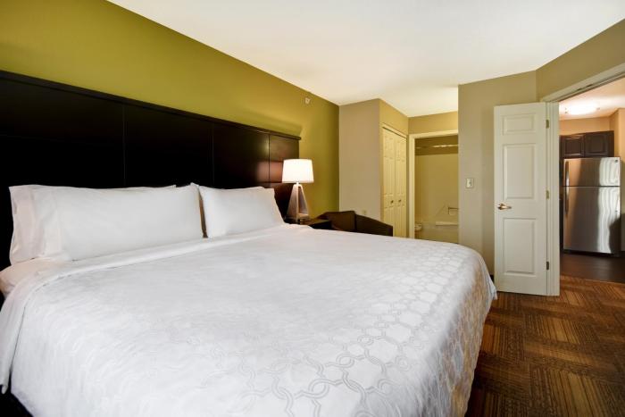 staybridge suites grand rapids kentwood by ihg