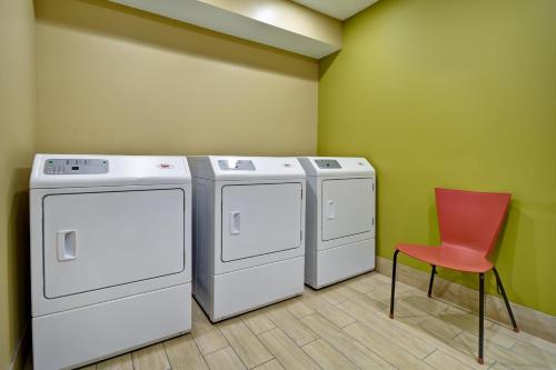 staybridge suites grand rapids kentwood by ihg