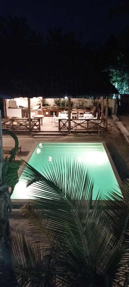 coral bay zanzibar