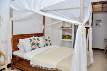 coral bay zanzibar