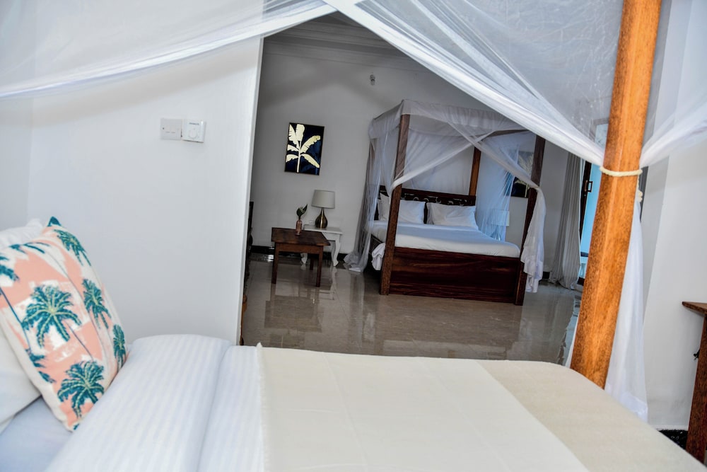 coral bay zanzibar