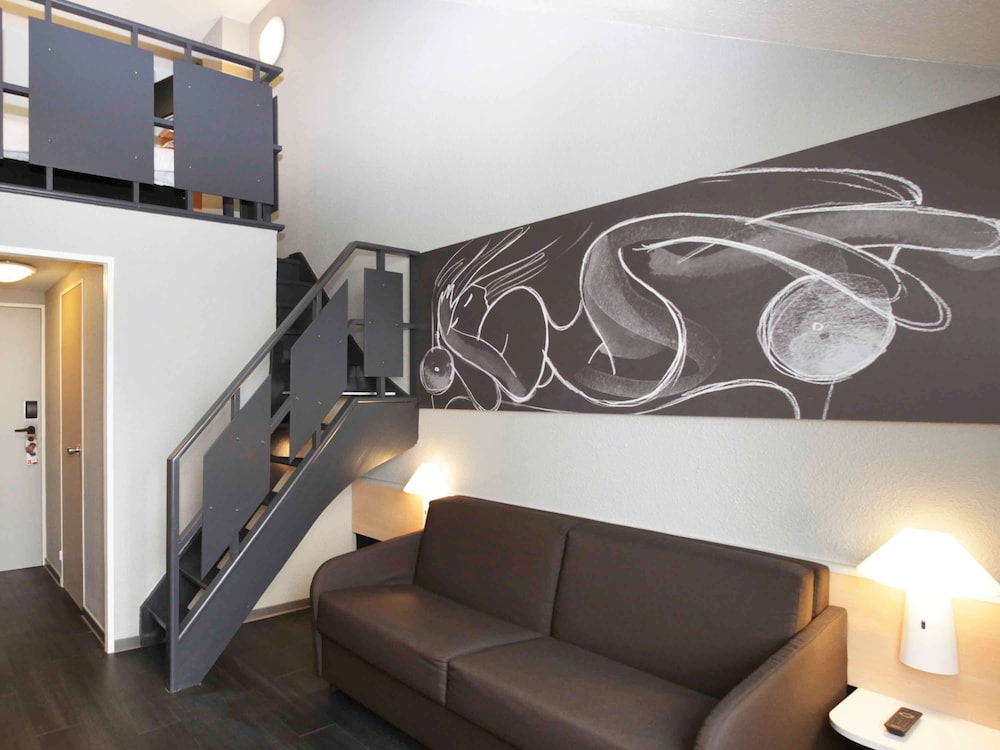 Ibis Granville Port De Plaisance,Granville>>Donville-Les-Bains,3 star