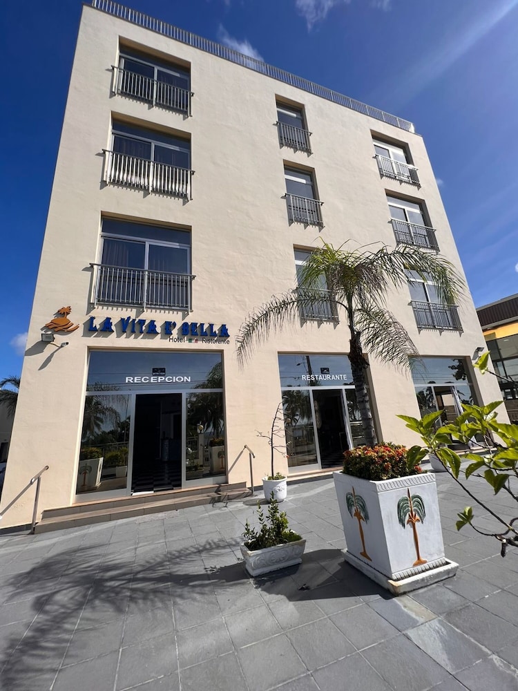 la vita e bella hotel ristorante