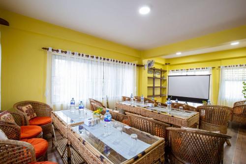 deepjyoti inn and homestay