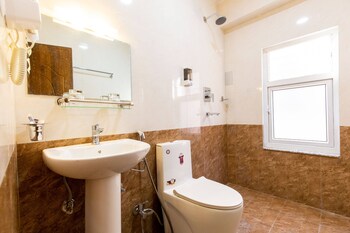 deepjyoti inn and homestay