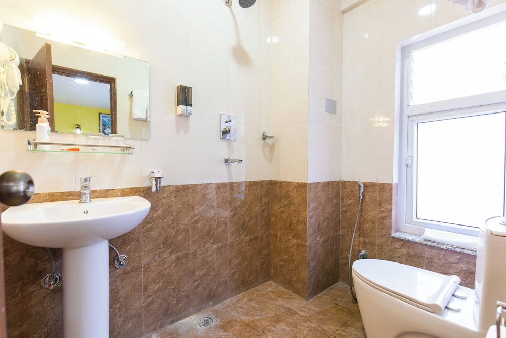 deepjyoti inn and homestay
