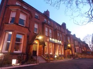 the mountford hotel free parking