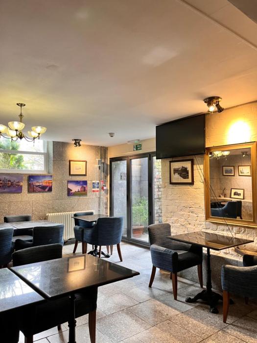 the mountford hotel free parking
