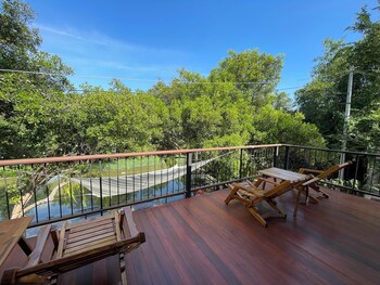 banmai87 guest house