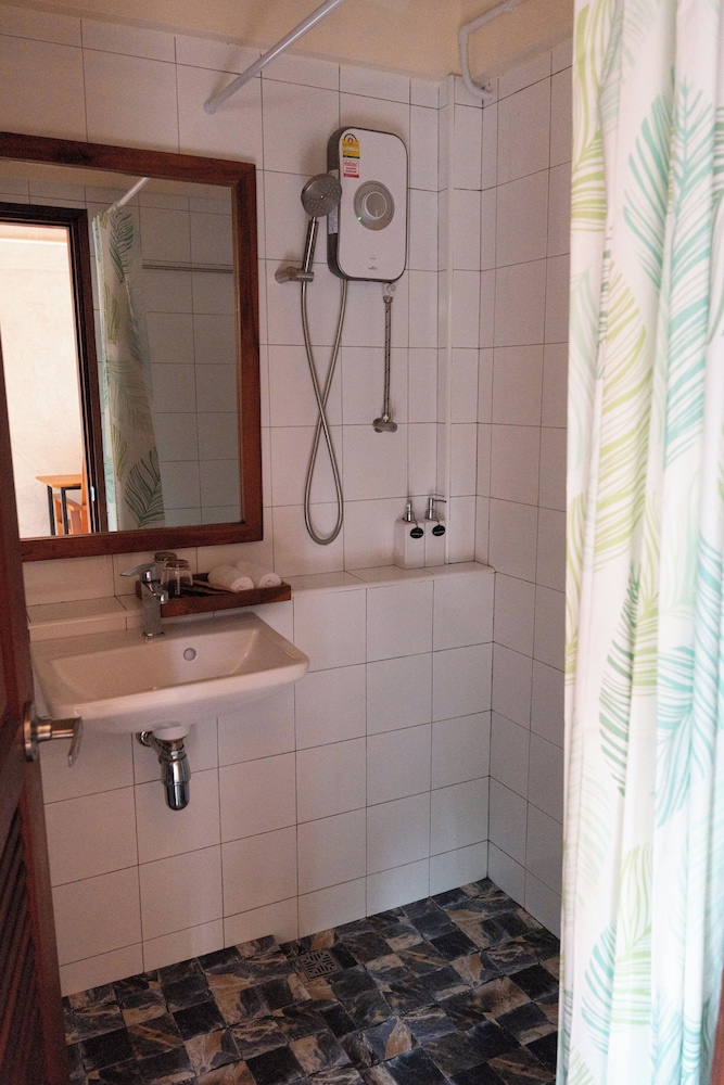 banmai87 guest house