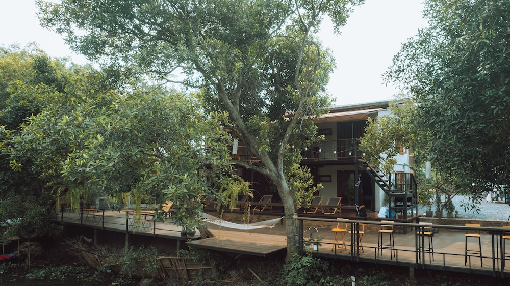 banmai87 guest house