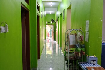 spot on 92786 homestay barokah