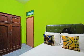 spot on 92786 homestay barokah