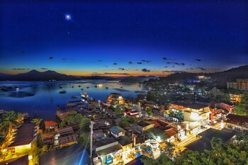 sunburn suites coron