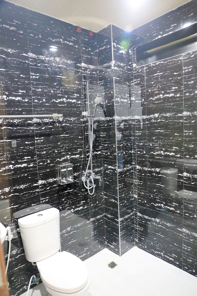 sunburn suites coron