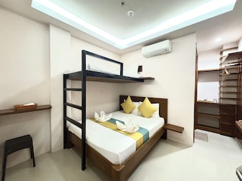 sunburn suites coron