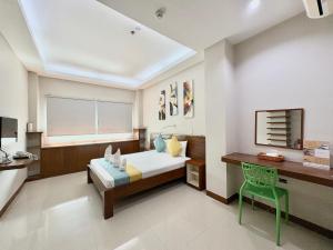 sunburn suites coron