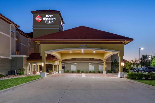 best western plus monica royale inn and suites