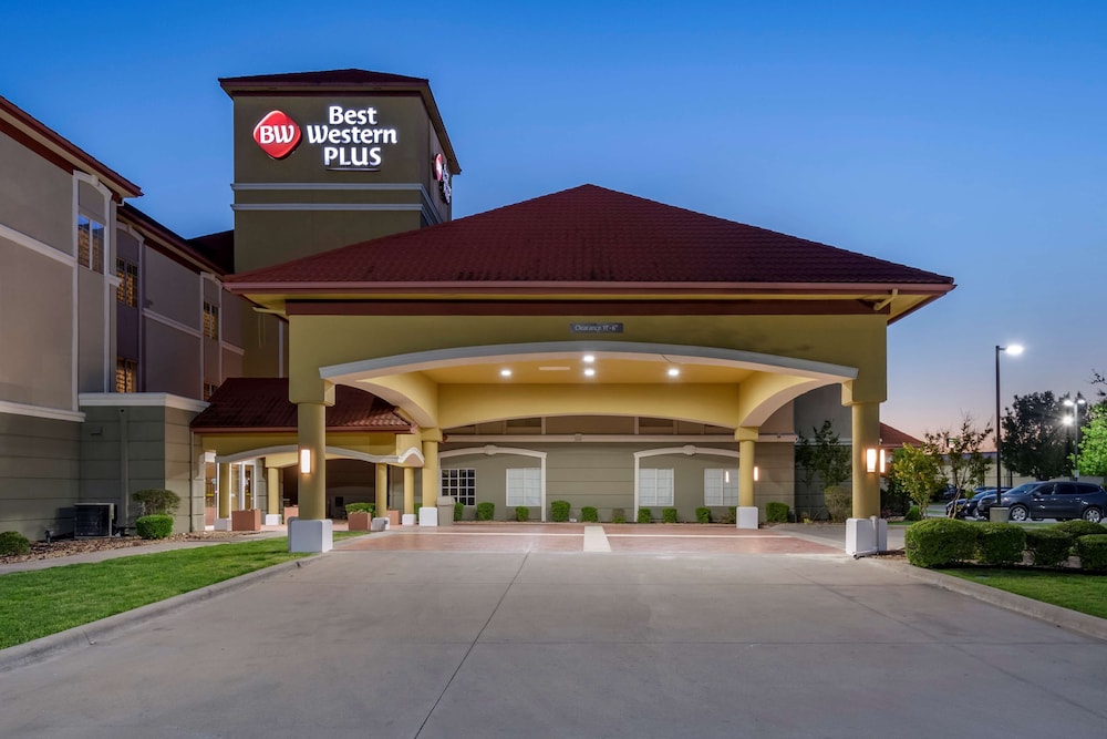 best western plus monica royale inn and suites