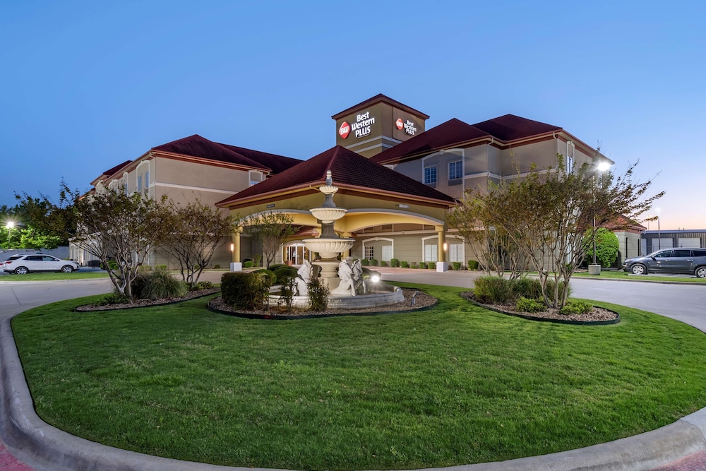 best western plus monica royale inn and suites