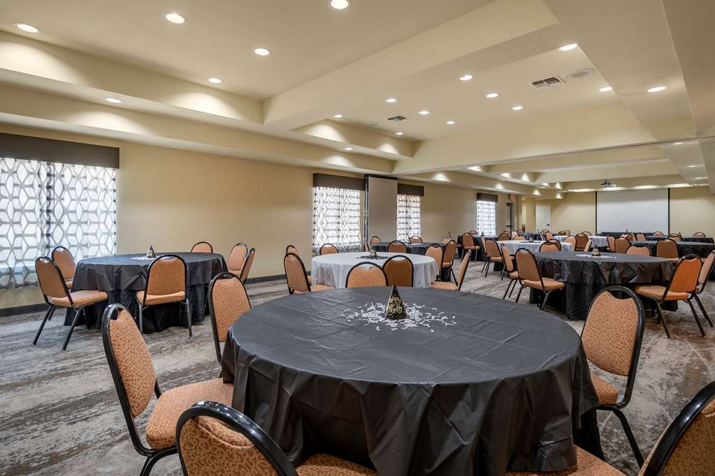 best western plus monica royale inn and suites