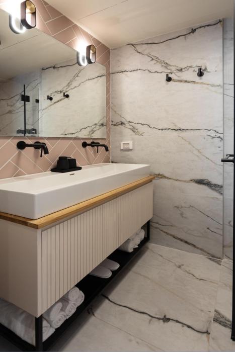 de sheinkin suites