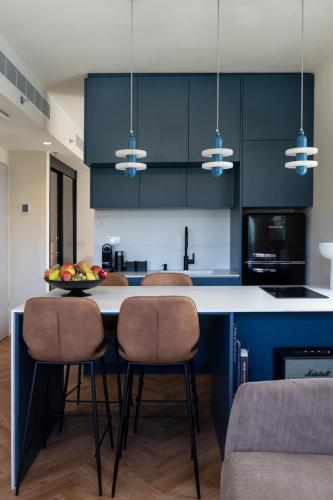 de sheinkin suites