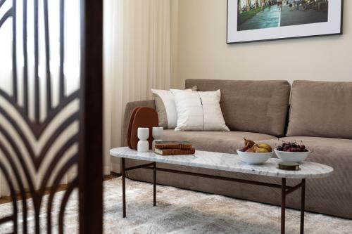 de sheinkin suites