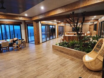 lamangata luxury surf resort