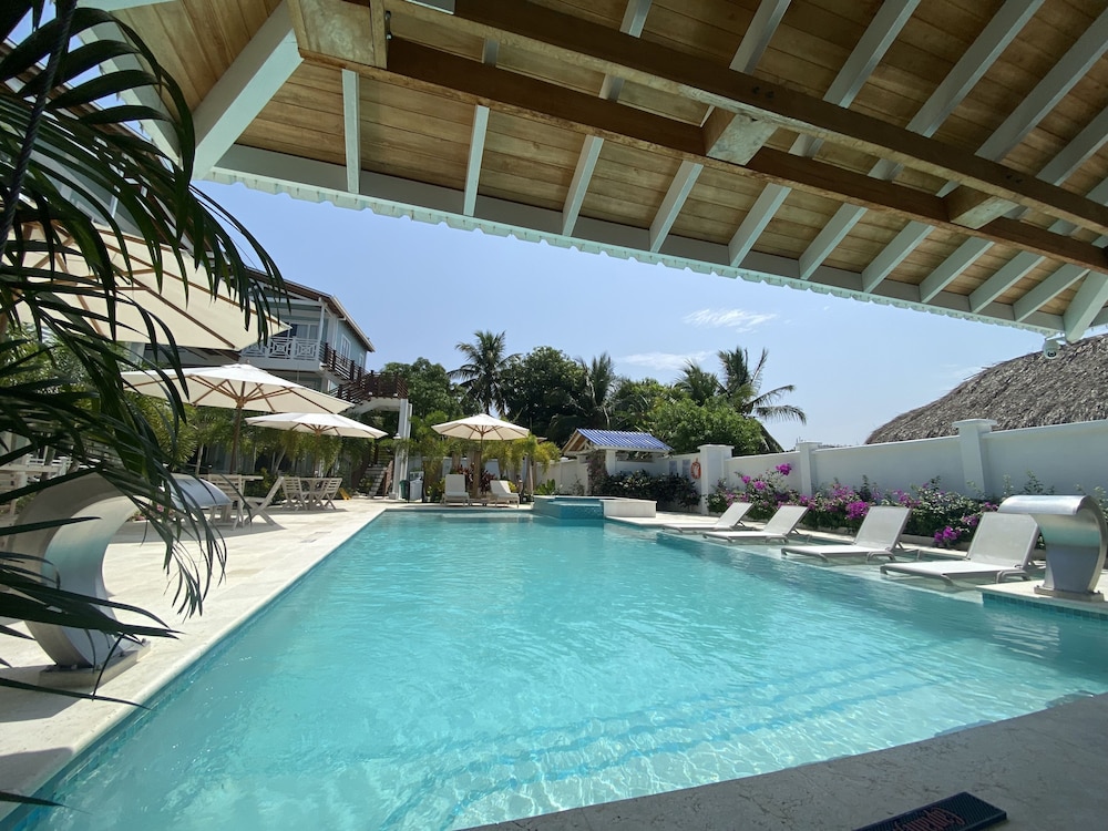hotel oasis tolu boutique