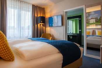 hotel restaurant elbebrucke