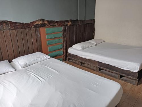 oyo 90863 hi inn 2