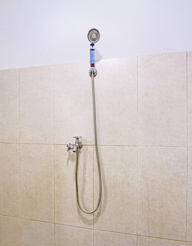 spot on 92531 pacar guesthouse