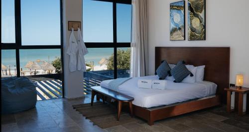 totem beach club