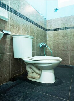 spot on 92648 wisma padi syariah panyipatannearwisata gunung birah