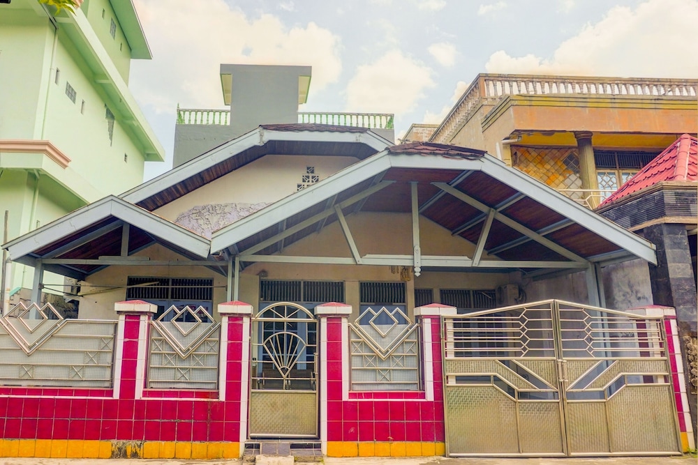 spot on 92648 wisma padi syariah panyipatannearwisata gunung birah