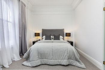 victoria hall apartments