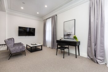 victoria hall apartments