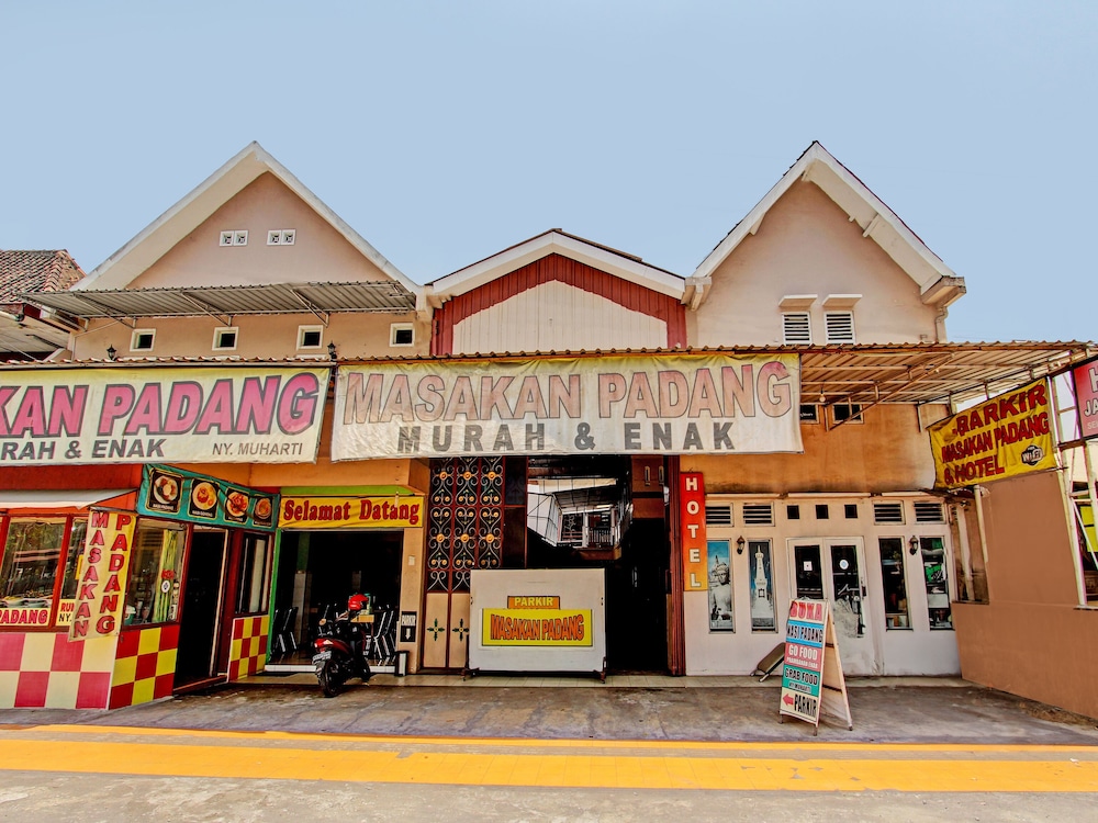 spot on 93182 hotel jaya kusuma