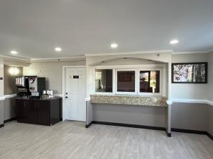 super 8 by wyndham suffolk tidewater