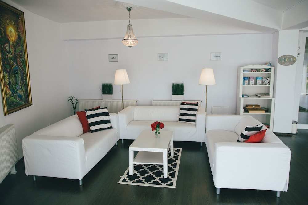 youness wellness clinic and retreat