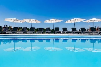 youness wellness clinic and retreat