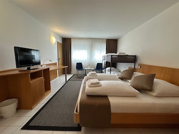 elha hotel