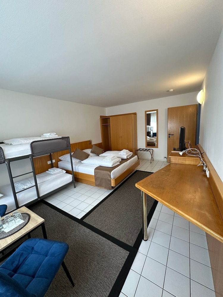 elha hotel